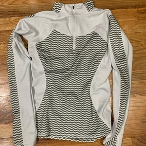 1/4 Zip size small